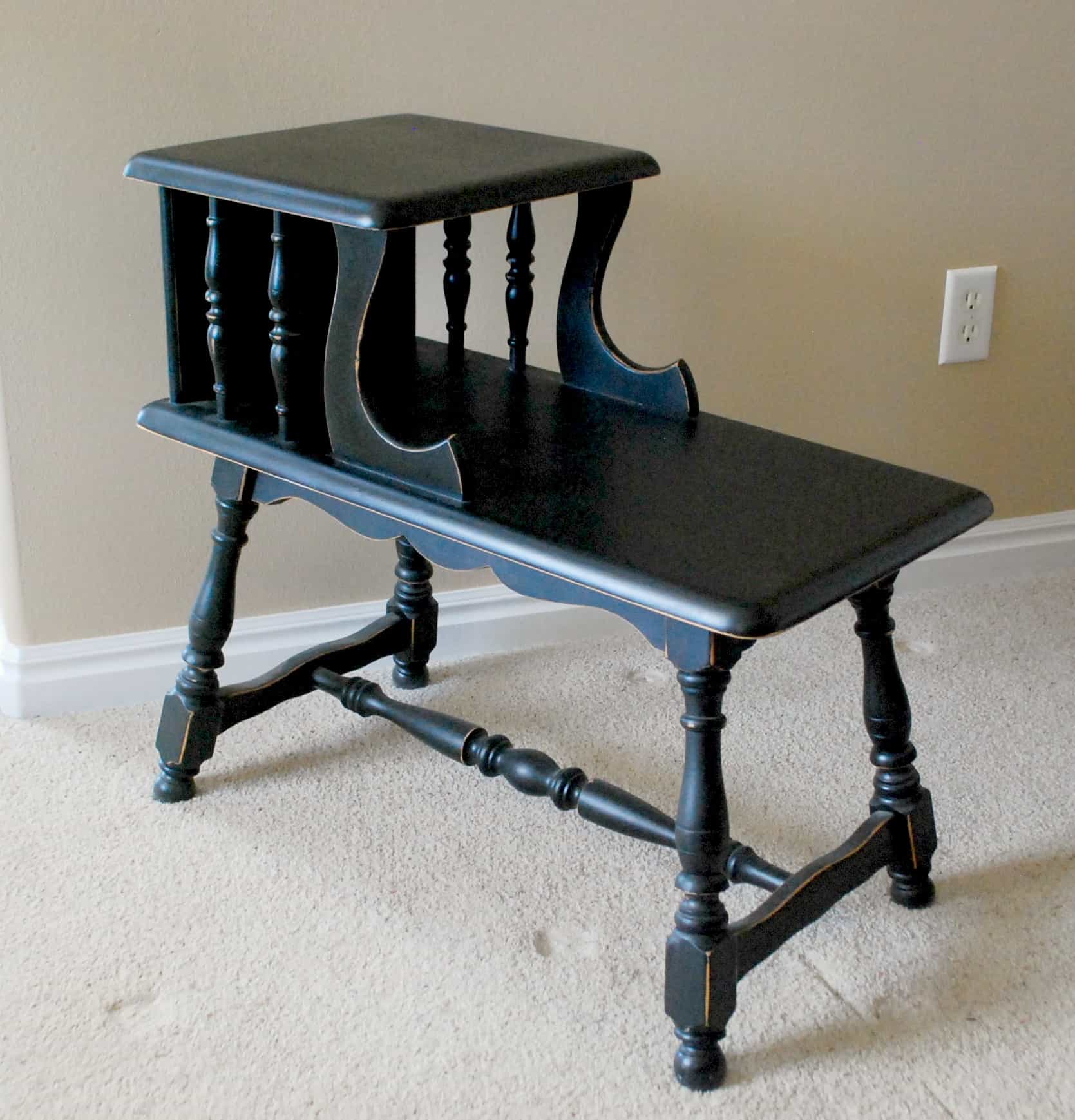 DIY Furniture Refinishing-Spray Paint Style